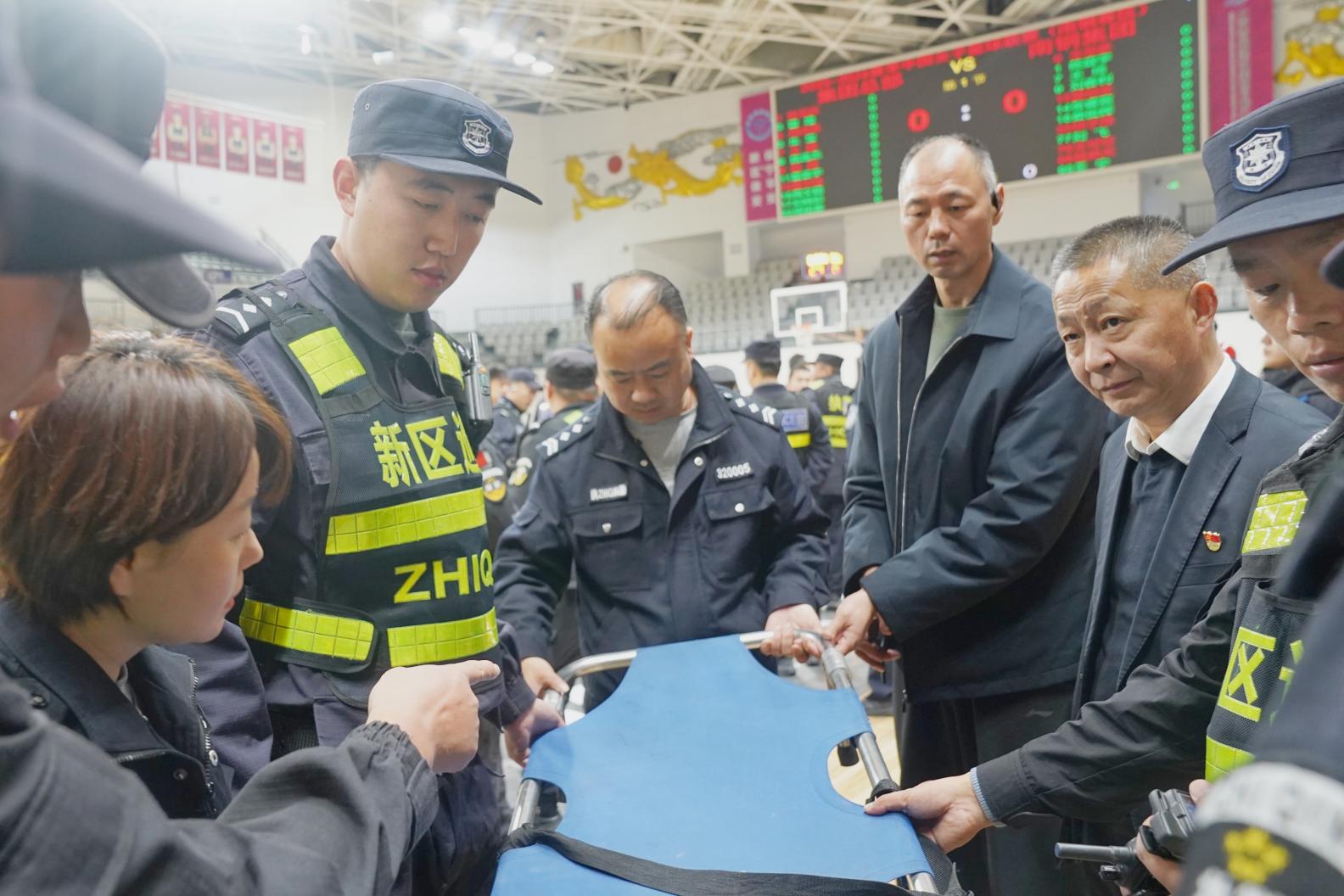 E:/25.12.10后 上傳網(wǎng)站留存/“保安衛(wèi)士”護(hù)航，熱血燃賽場！——南京市保安服務(wù)有限公司大廠分公司保障WCBA女籃聯(lián)賽激情開燃/照片/微信圖片_20251210133623_254_1.jpg微信圖片_20251210133623_254_1