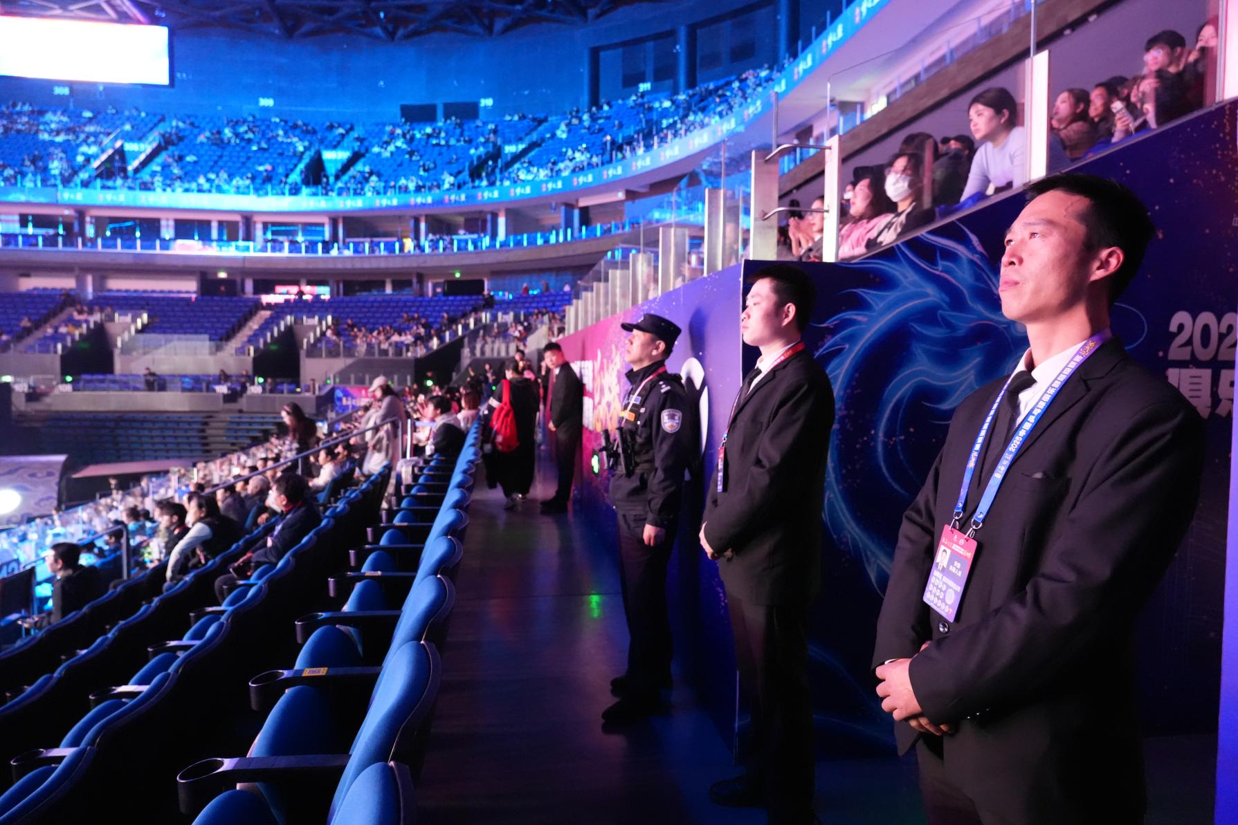 E:/25.12.10后 上傳網(wǎng)站留存/“安保鐵軍、硬核保障”2025系列報道四十一——乒超巔峰對決耀金陵 南京市保硬核護(hù)航筑平安/DSC06900.JPGDSC06900