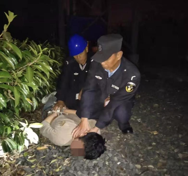 a91e381014fa30572af030213353956